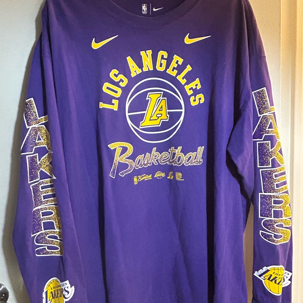 Nike Swoosh Lakers Long Sleeve Tee XL Purple NBA Basketball Shirt